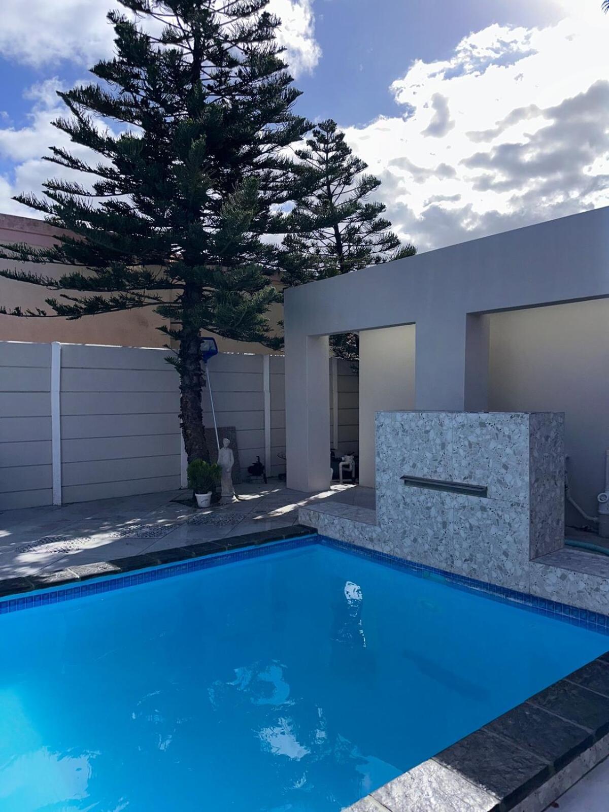 Cozy Retreat With A Pool! Ferienhaus Kapstadt